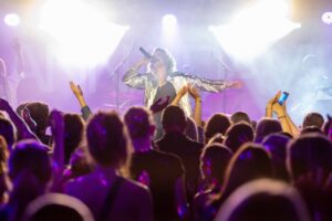 Book Anna David på AEM Booking